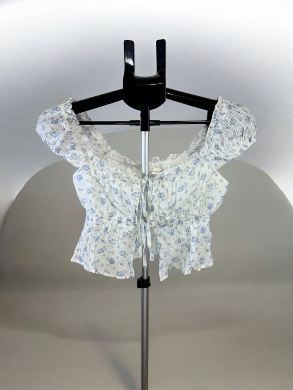Altar'd State Floral Puff Sleeve Tie Front Crop Top XS